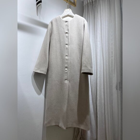 Asher Coat - Picture 4 of 9